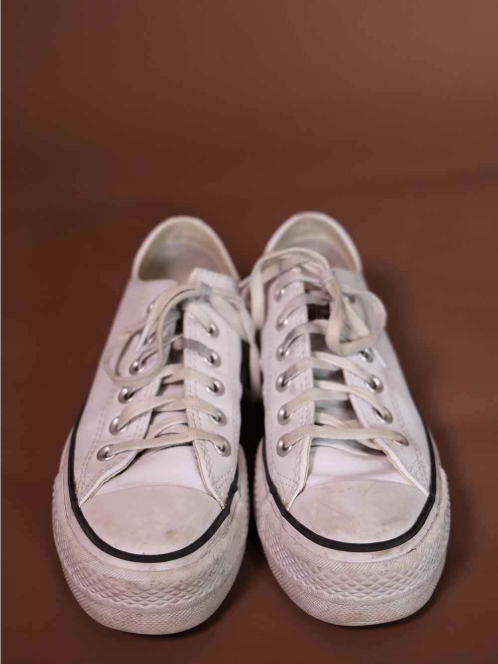 White converse all star - women’s - US 6.5